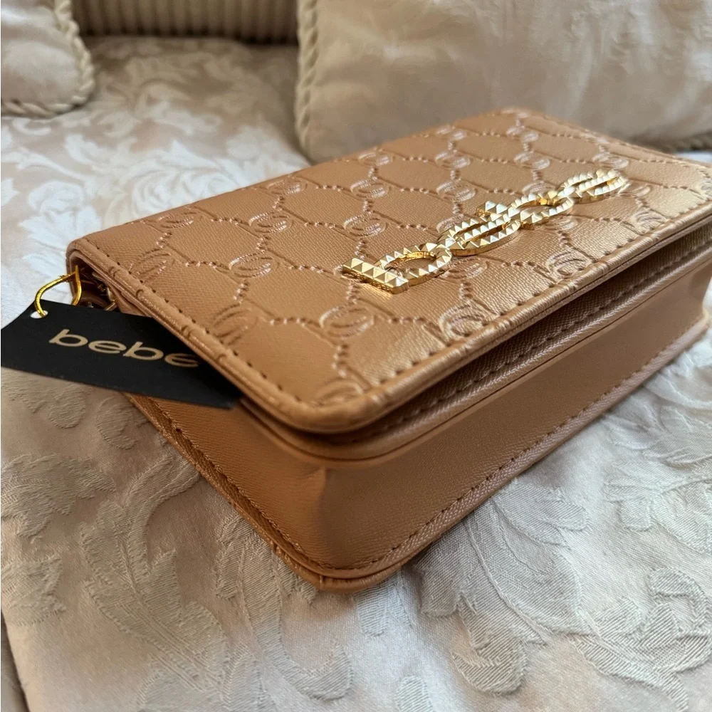 572. bebe Celia Monogram Flap Crossbody Bag Beige‎ NWT $79 MSRP